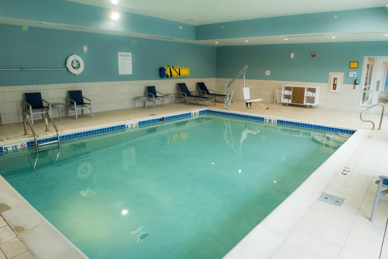 Holiday Inn Express & Suites - Merrillville By Ihg Eksteriør bilde