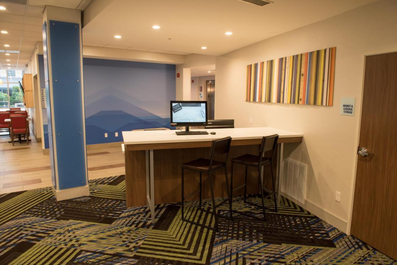 Holiday Inn Express & Suites - Merrillville By Ihg Eksteriør bilde