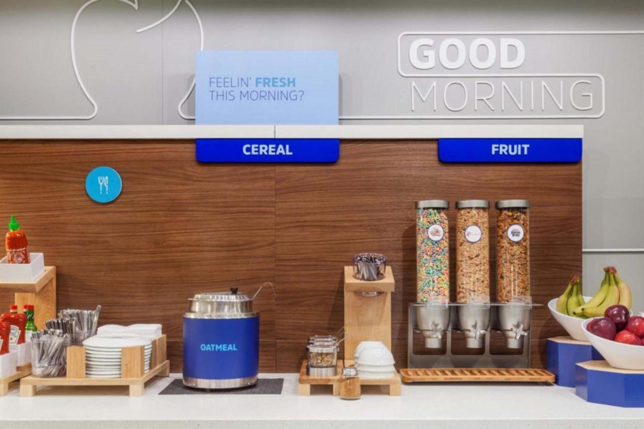 Holiday Inn Express & Suites - Merrillville By Ihg Eksteriør bilde