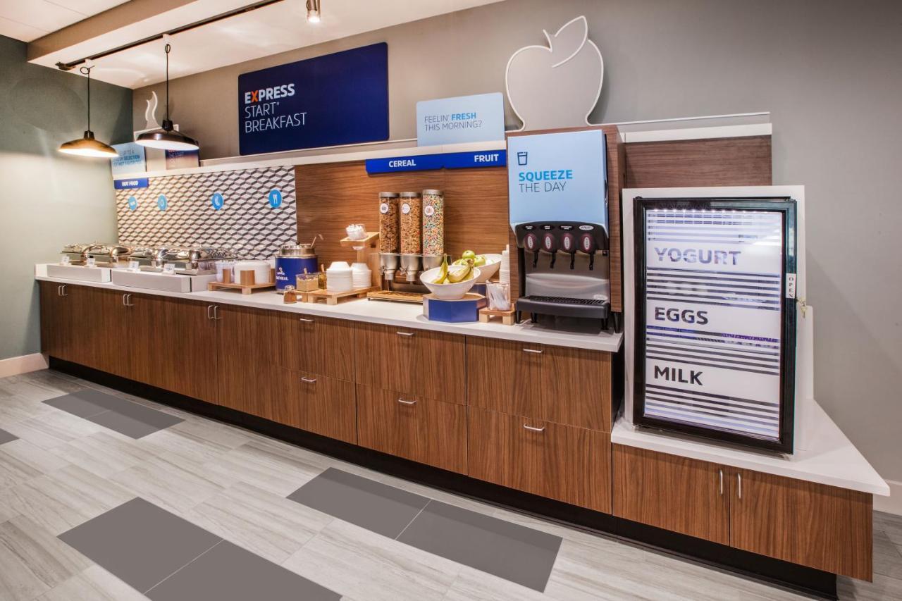 Holiday Inn Express & Suites - Merrillville By Ihg Eksteriør bilde